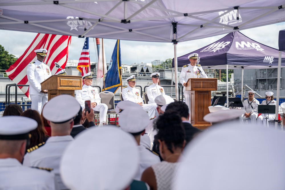 DESRON 15 holds change of command ceremony aboard USS Howard (DDG 83) at Commander, Fleet Activities Yokosuka, Japan