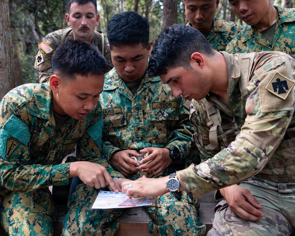 US Army, Royal Brunei Land Forces conduct land navigation training during Exercise Pahlawan Warrior 26