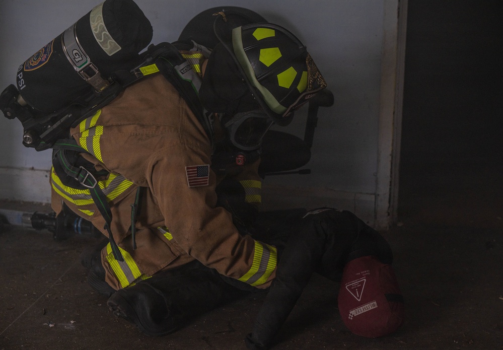 48 FW firefighters conduct fire rescue exercise