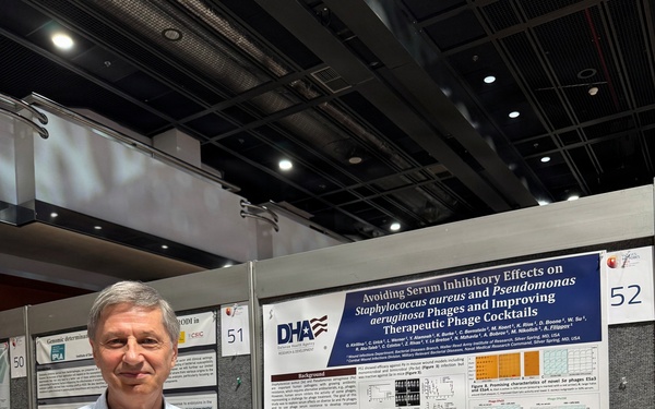 WRAIR’s Wound Infections Department presents at the Viruses of Microbes Conference 2026