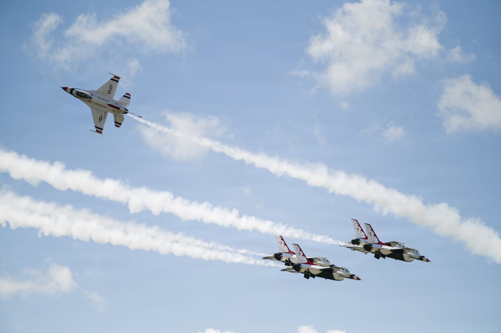 Tinker Air Show Draws Hundreds of Thousands, Celebrates Military Excellence and Community Support