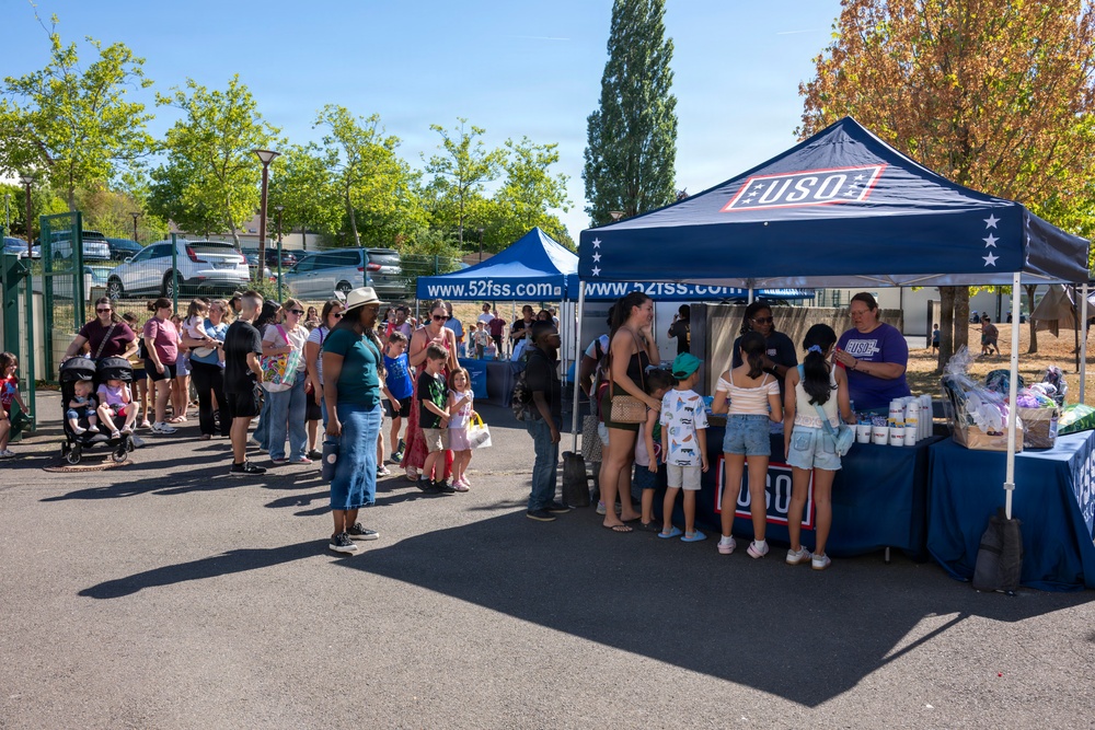 School-a-Palooza prepares Spangdahlem families for the school year