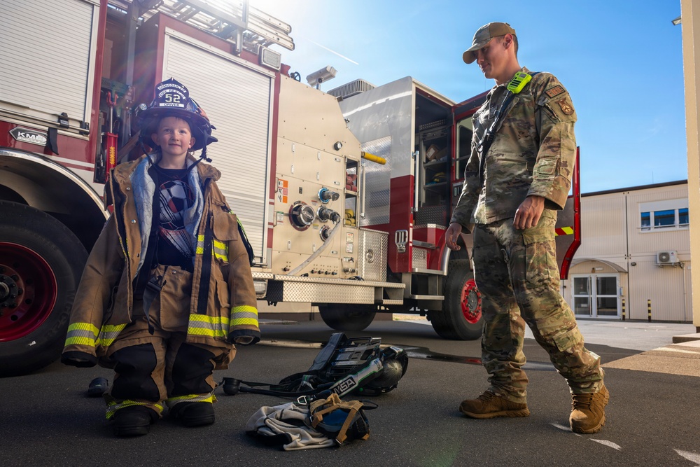 School-a-Palooza prepares Spangdahlem families for the school year
