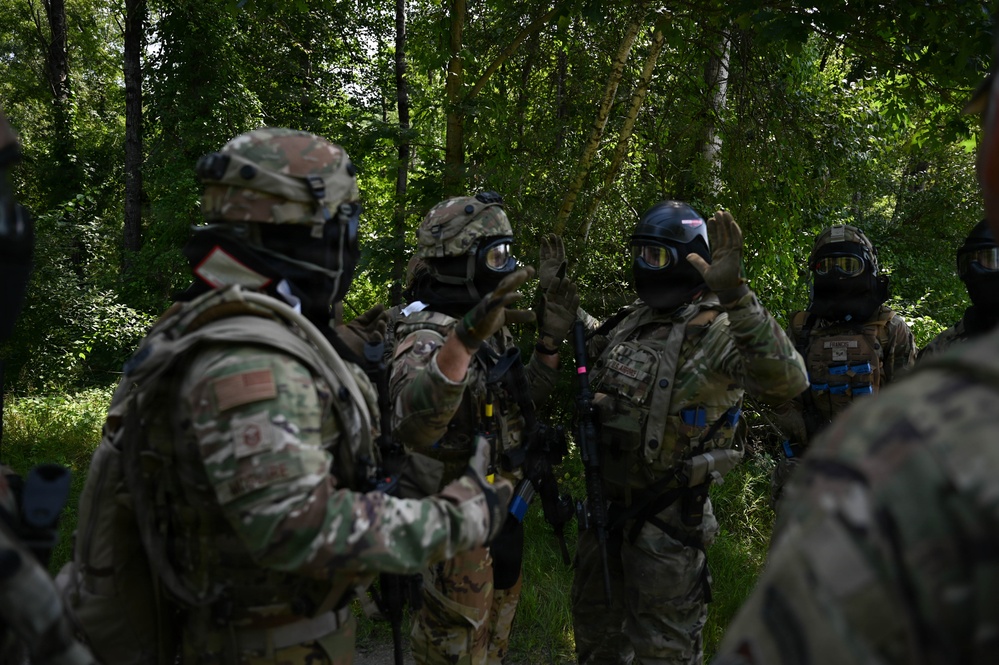 Patriot Forge II prepares Air National Guard engineers for contested operations