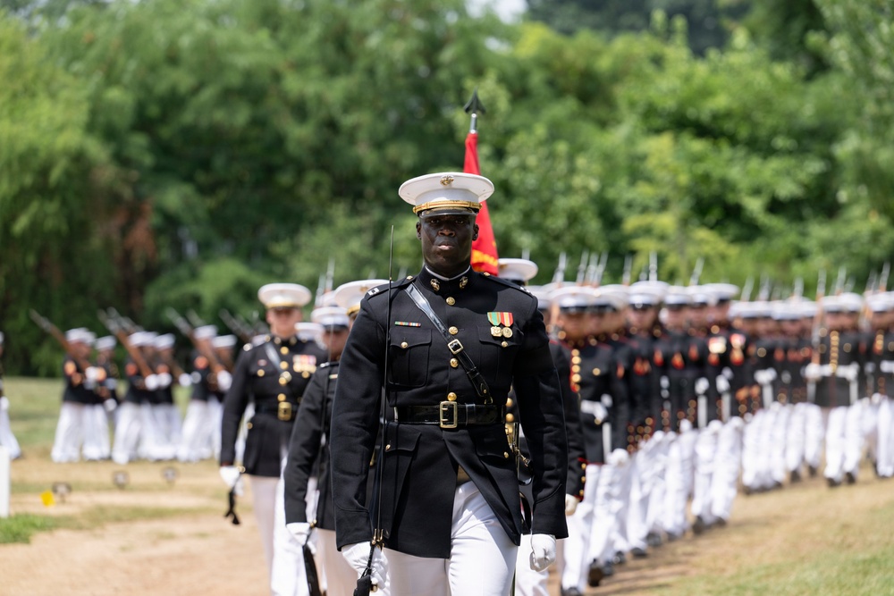 Full Military Funeral Honors with Escort are Conducted for U.S. Marine Corps Lt. Gen. William Keys in Section 78