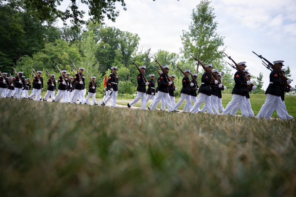 Full Military Funeral Honors with Escort are Conducted for U.S. Marine Corps Lt. Gen. William Keys in Section 78