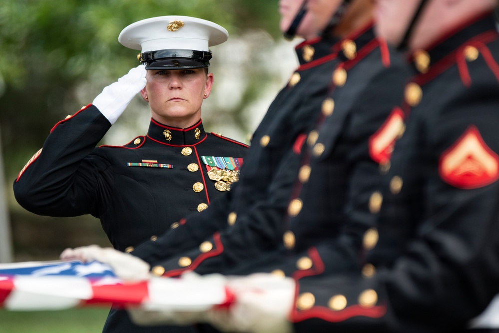 Full Military Funeral Honors with Escort are Conducted for U.S. Marine Corps Lt. Gen. William Keys in Section 78