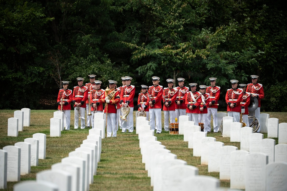 Full Military Funeral Honors with Escort are Conducted for U.S. Marine Corps Lt. Gen. William Keys in Section 78
