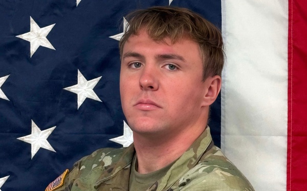 EOD Soldier conquers Panamanian jungle course