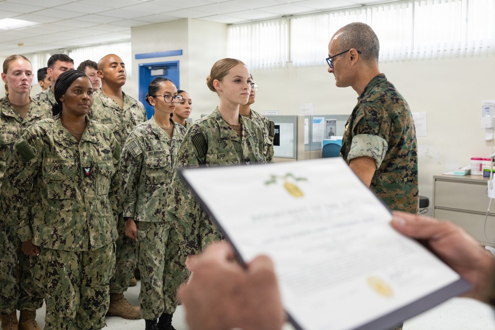 Medical Officer of the Marine Corps Visits MCRD San Diego