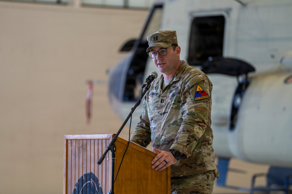 B Co, 3-501st AHB-M, 1st AD CAB, conducts change of command ceremony