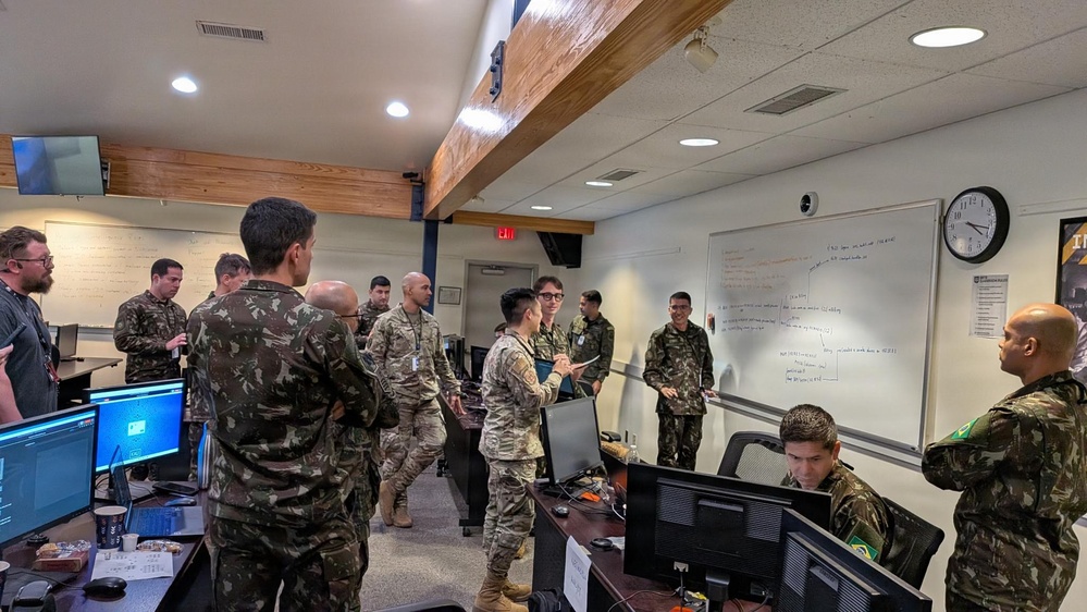 New York Army Guard and Brazilian cyber personnel train together at Cyber Shield 2 026