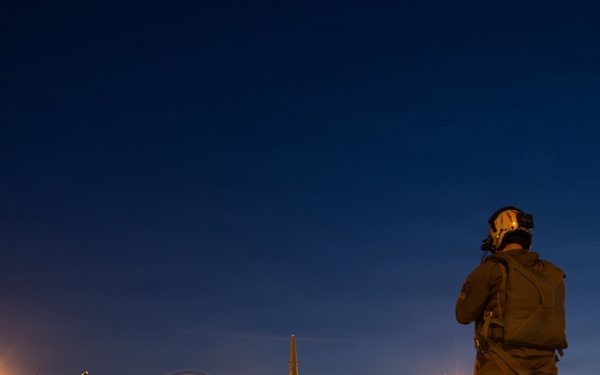VMGR-152 executes Evergreen 26 battlefield illumination