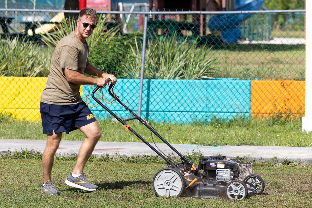 USS Cooperstown Sailors Volunteer in Freeport, Bahamas