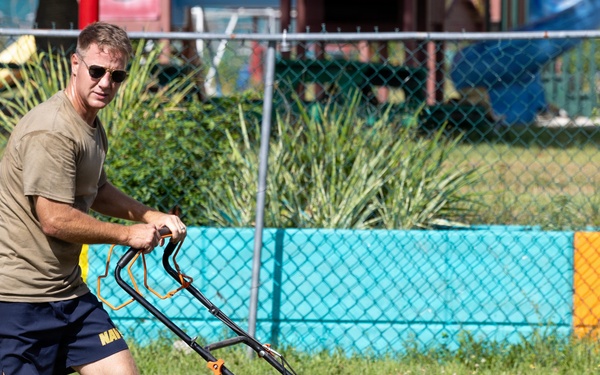 USS Cooperstown Sailors Volunteer in Freeport, Bahamas