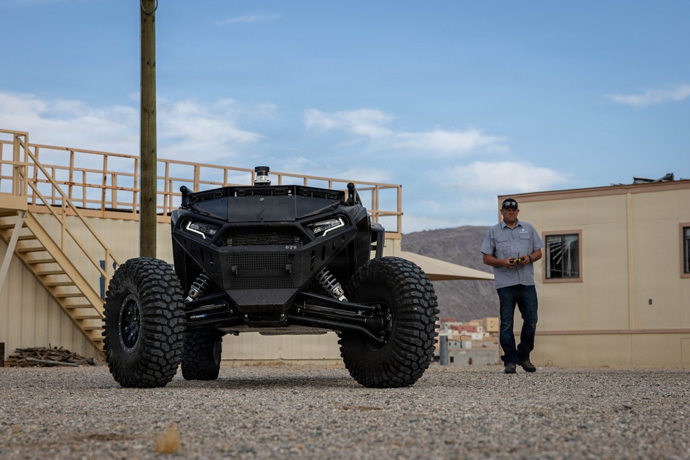 SLTE 4-26: 2nd Marine Division Tests Unmanned Resupply Capabilities