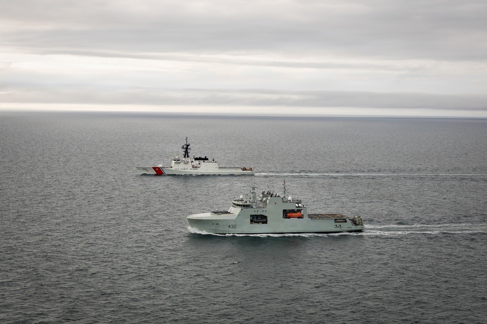 Royal Canadian Navy, U.S. Coast Guard Conduct Second Combined Arctic Sail in Bering Sea