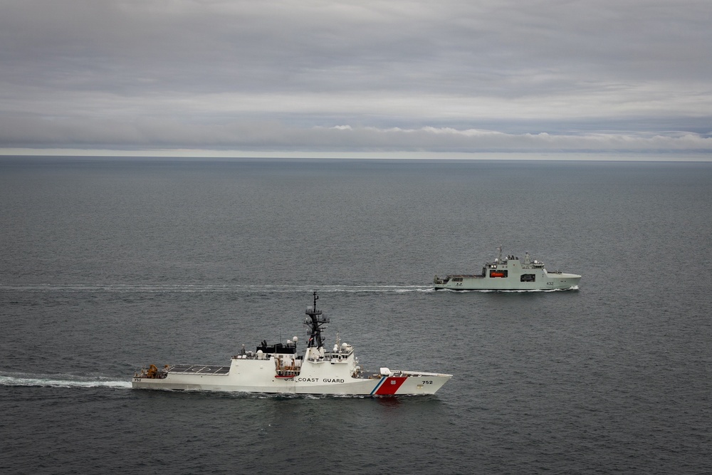 Royal Canadian Navy, U.S. Coast Guard Conduct Second Combined Arctic Sail in Bering Sea