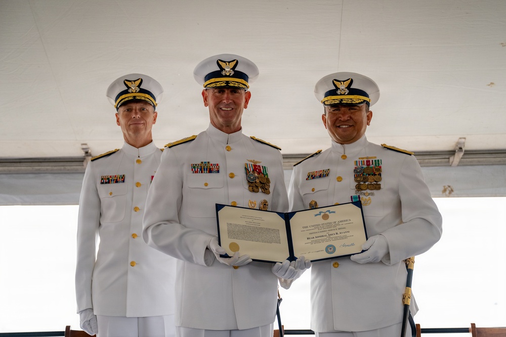 Coast Guard Northwest District holds change of Command ceremony
