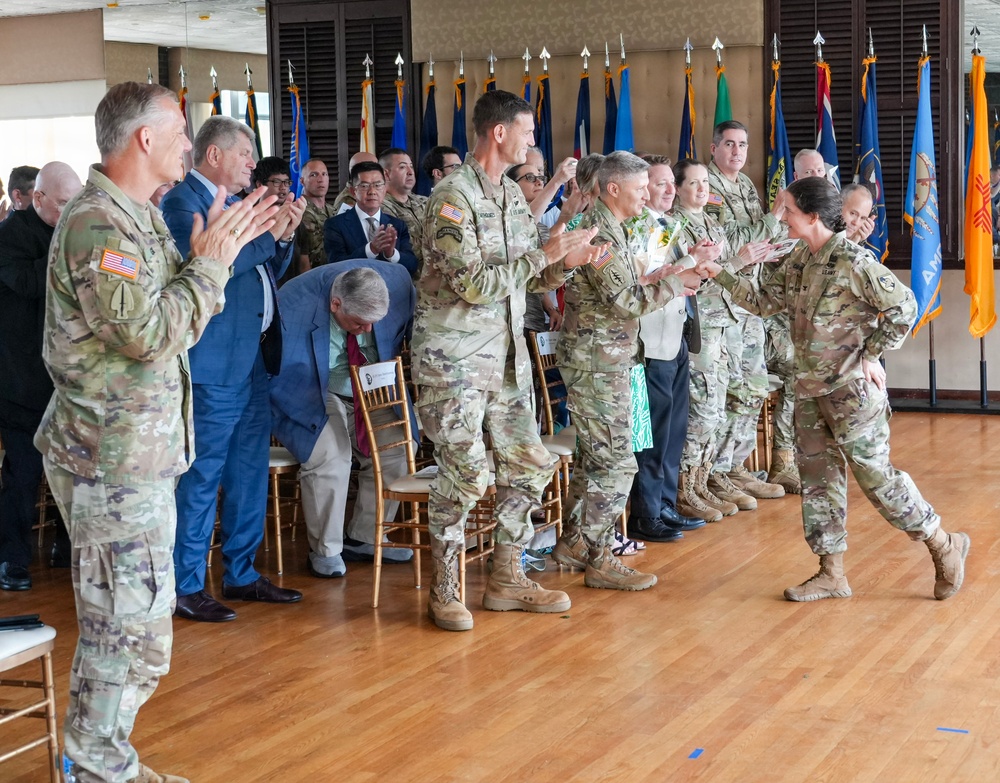 Fort Hamilton Welcomes New Garrison Commander