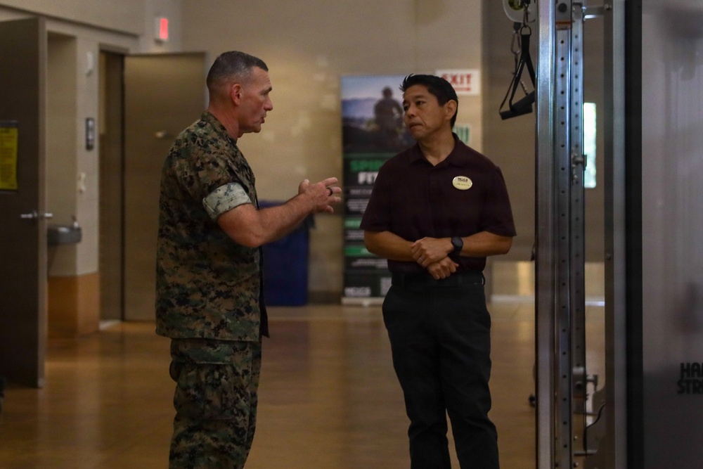 Brig. Gen. Ralph Rizzo Tours Camp H.M. Smith