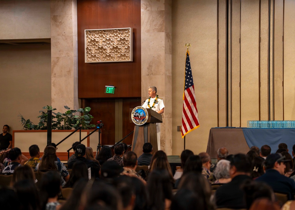 COMPACFLT delivers remarks at the PHNSY &amp; IMF Trades Graduation