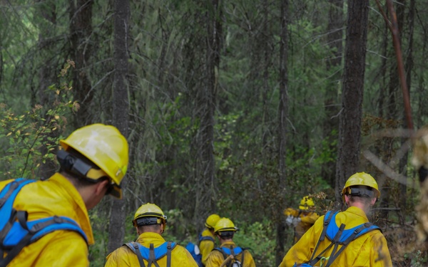 U.S. Army Soldiers from 7th Infantry Division work to suppress wildfire