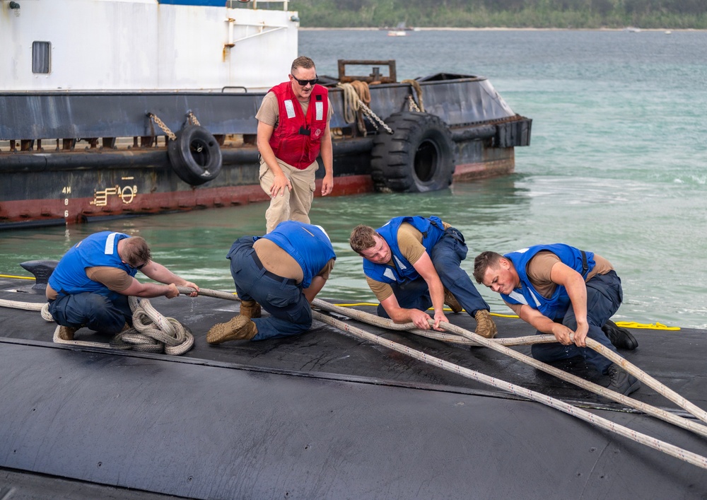 USS Annapolis returns to Naval Base Guam