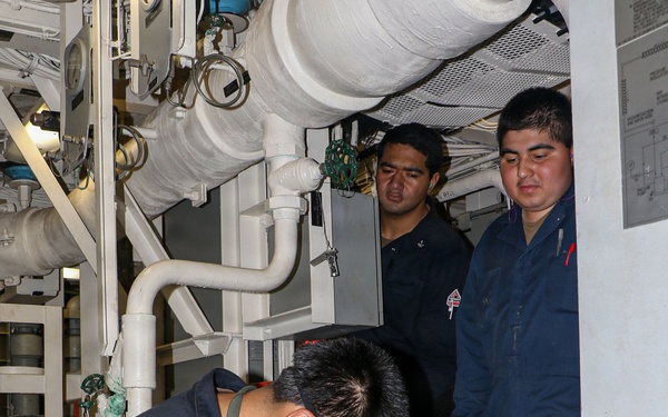 Frank E. Petersen Jr. Sailors Conduct Daily Operations