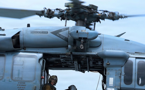 Replenishment-at-Sea Aboard USS Mason (DDG 87)