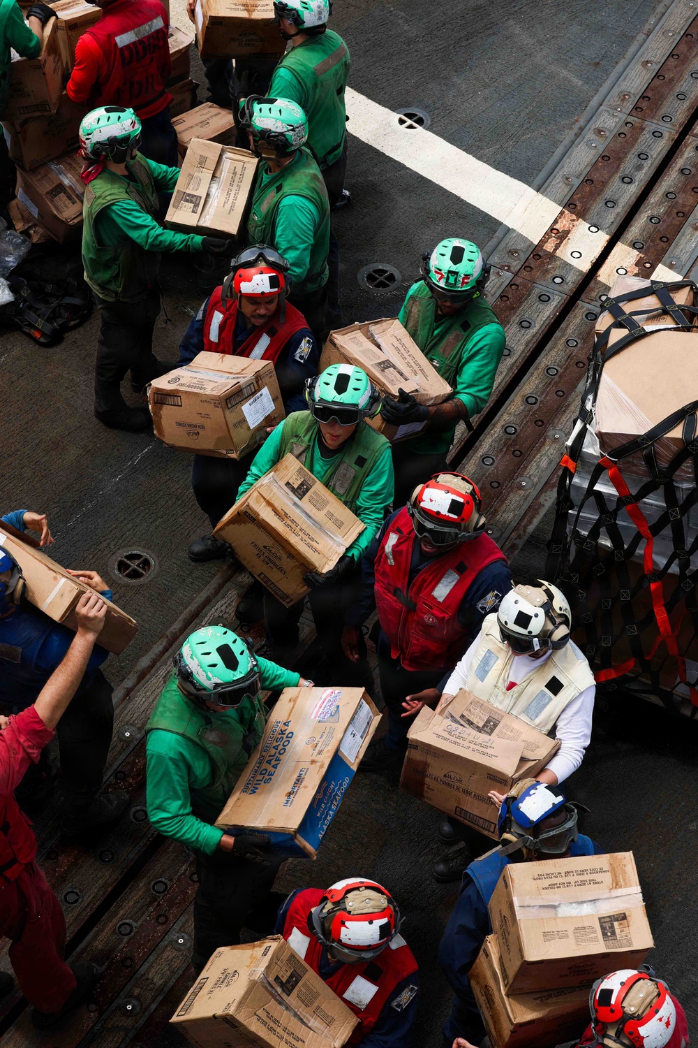 Replenishment-at-Sea Aboard USS Mason (DDG 87)