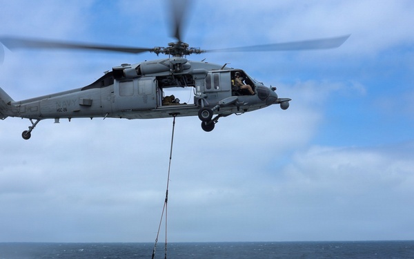 Replenishment-at-Sea Aboard USS Mason (DDG 87)