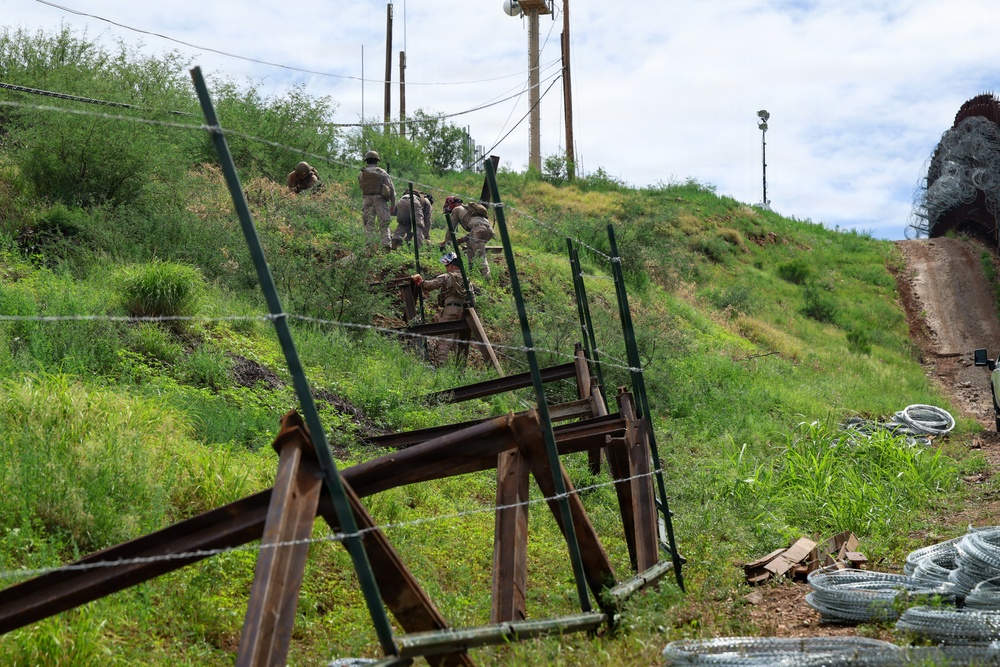 JTF-SB Marines Construct Secondary Expeditionary Barrier in Nogales