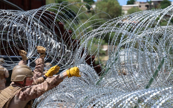 JTF-SB Marines Construct Secondary Expeditionary Barrier in Nogales