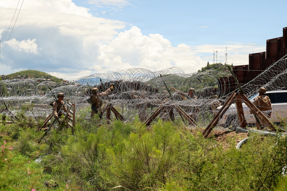 JTF-SB Marines Construct Secondary Expeditionary Barrier in Nogales