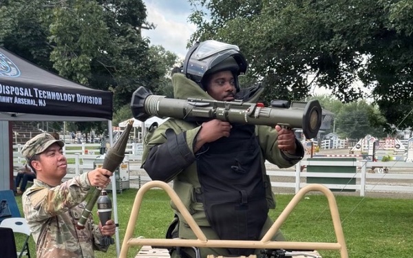 Army EOD Soldiers bring high-tech expertise to New Jersey State Fair recruitment drive