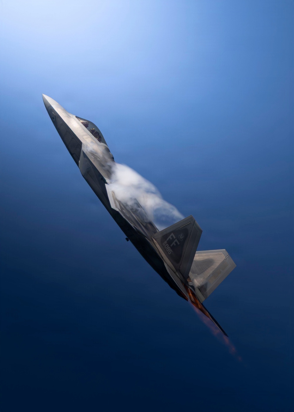 F-22 Showcases Air Dominance at Geneseo Airshow
