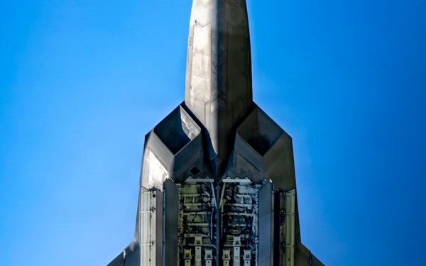 F-22 Showcases Air Dominance at Geneseo Airshow