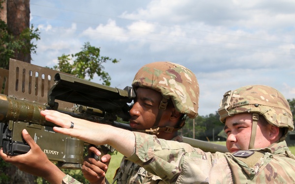 Florida Army National Guard soldiers train with FIM-92 Stinger missile simulators during field exercise