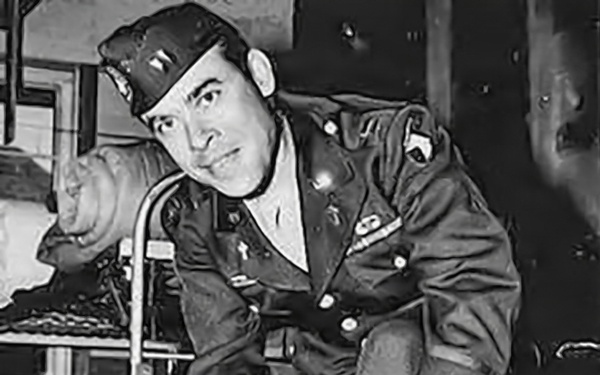 Chaplain Corps History - Chaplain Sampson Paratrooper Padre
