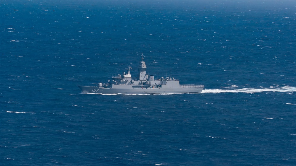 USS George Washington Operates in the South China Sea with the HMAS Perth