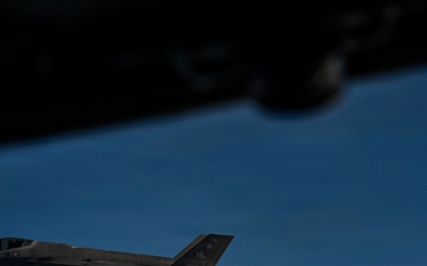 KC-135 Refuels F-35As in the CENTCOM AOR