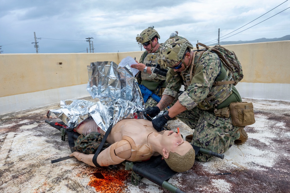 EODMU5 Conducts TCCC Training Evolutions