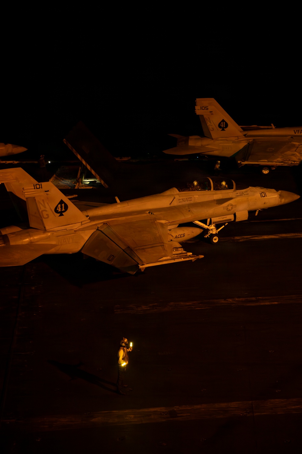 Abraham Lincoln Conducts Flight Operations