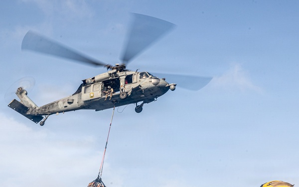 11th MEU, USS Portland Resupplies at Sea
