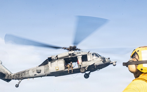 11th MEU, USS Portland Resupplies at Sea