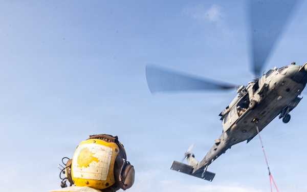 11th MEU, USS Portland Resupplies at Sea