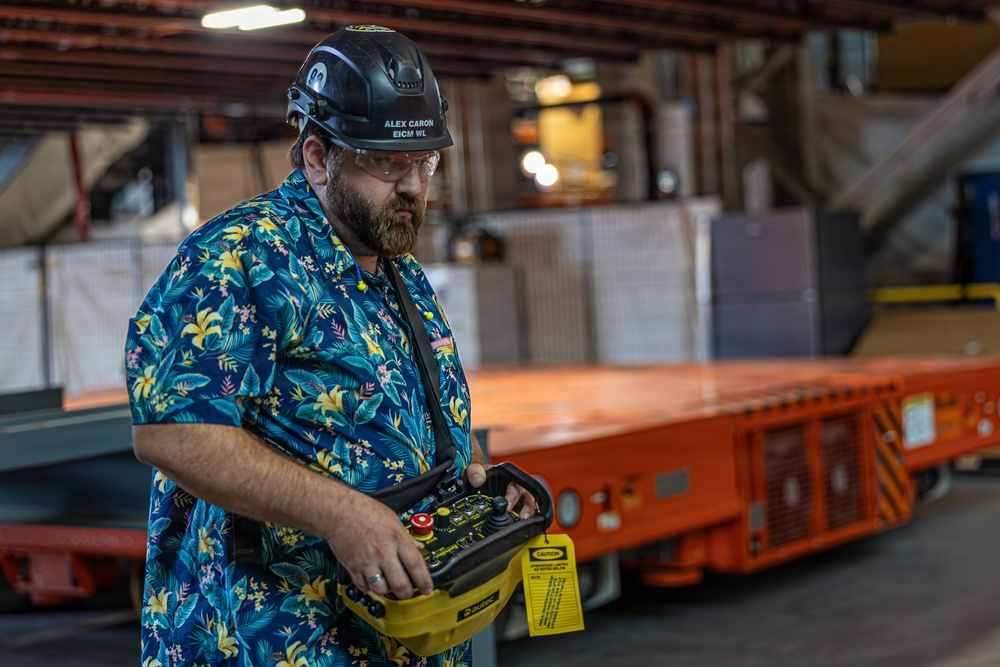 Electronic Industrial Mechanics at Work