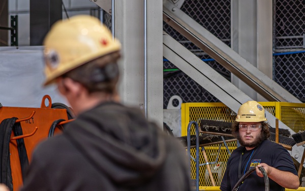 Electronic Industrial Mechanics at Work