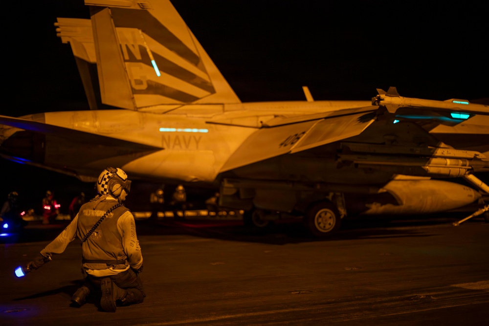 Abraham Lincoln Conducts Flight Operations
